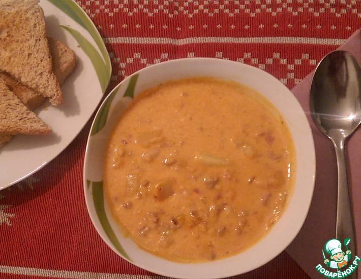 Рецепт: Суп с фаршем, беконом и фасолью