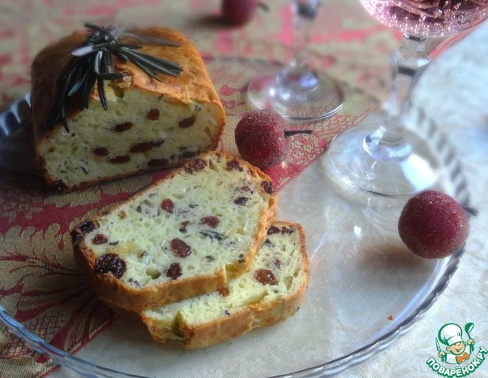 Рецепт: Кекс с сыром, изюмом и розмарином