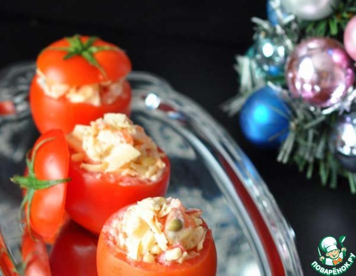 Рецепт: Сырный салат в помидорах