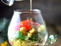 Порционный салат с форелью и икрой ингредиенты
