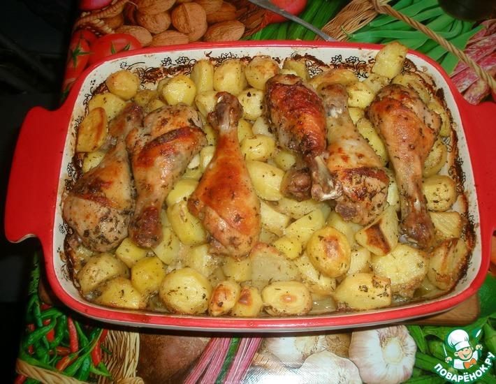 Рецепт: Картофель с куриными голенями в духовке