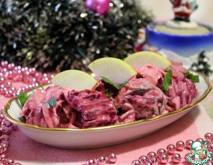 Рецепт: Салат из скумбрии В розовом