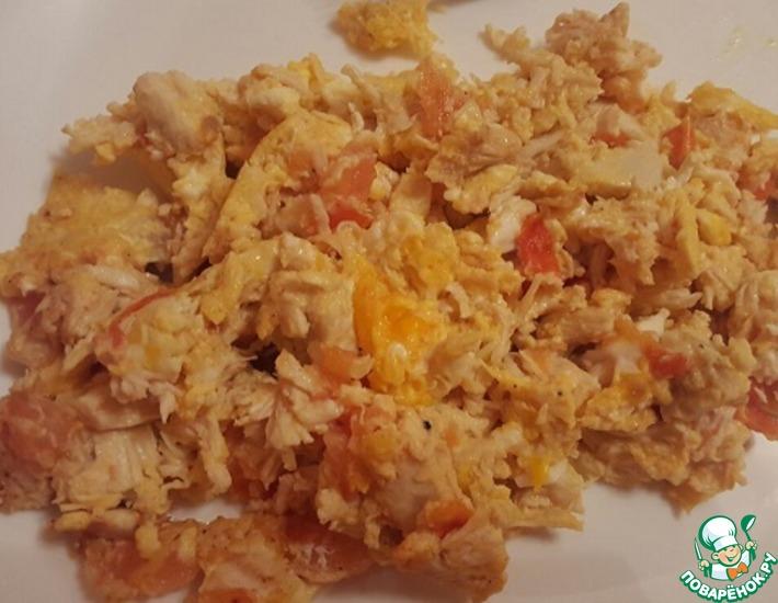 Рецепт: Куриная грудка с яйцом и помидором
