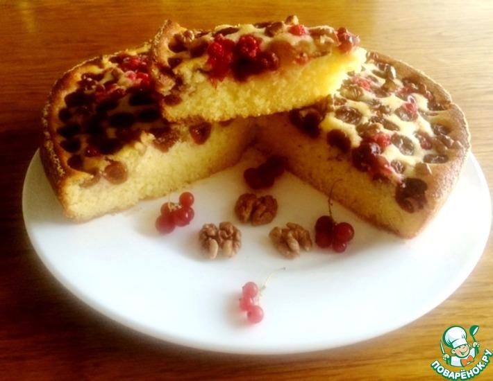 Рецепт: Пирог с ягодами на кефире и семолине