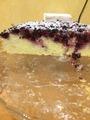 Пирог с ягодами на кефире с семолиной