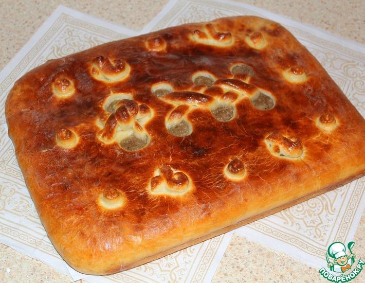 Рецепт: Пирог луково-мясной Шнуровка