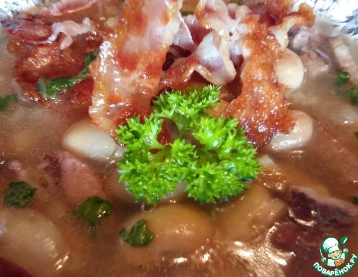 Рецепт: Густой фасолевый суп Много мяса