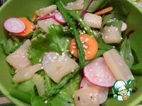 Салат из сезонных овощей с кальмарами ингредиенты