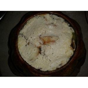 Картофель в горшочке с курицей и грибами