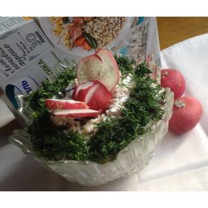 Рисовый салат с редисом Весенний