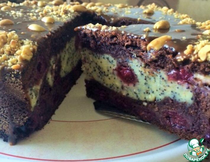 Рецепт: Шоколадно-вишневый пирог с творожно-маковой начинкой