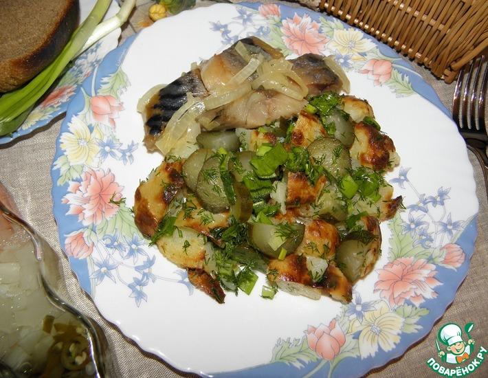 Рецепт: Картофельный салат Для любителей селедки