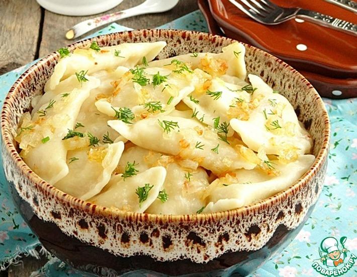 Рецепт: Вареники с фасолью, картофелем и творогом