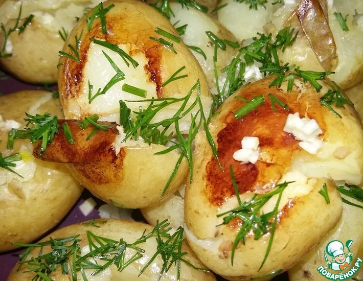 Рецепт: Ароматный молодой картофель в мультиварке