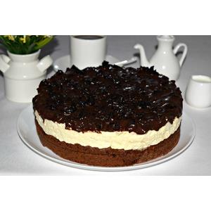 Шоколадный торт с черносливом На счастье