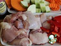 Курица, запеченная с овощами и булочками ингредиенты
