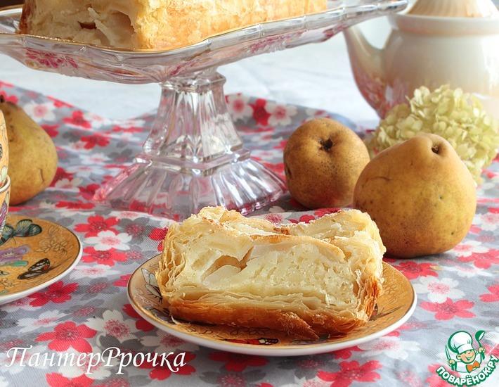 Рецепт: Грушевый пирог с йогуртной заливкой Дуновение