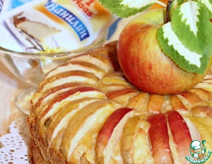 Рецепт: Болонский пирог с полентой и яблоками