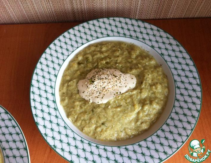 Рецепт: Суп-пюре из кабачка со щавелем