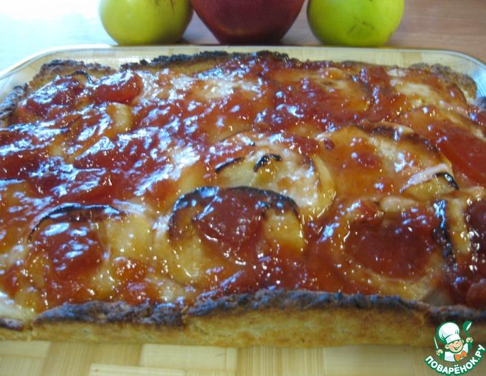 Рецепт: Яблочный пирог из творожного теста