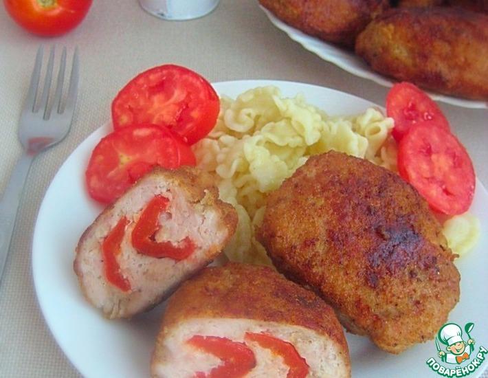 Рецепт: Куриные котлеты с болгарским перцем