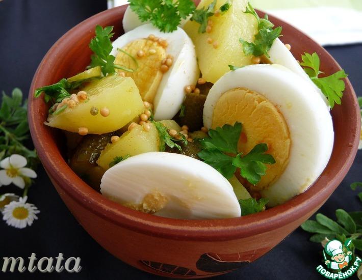 Рецепт: Салат из молодого картофеля с яйцом