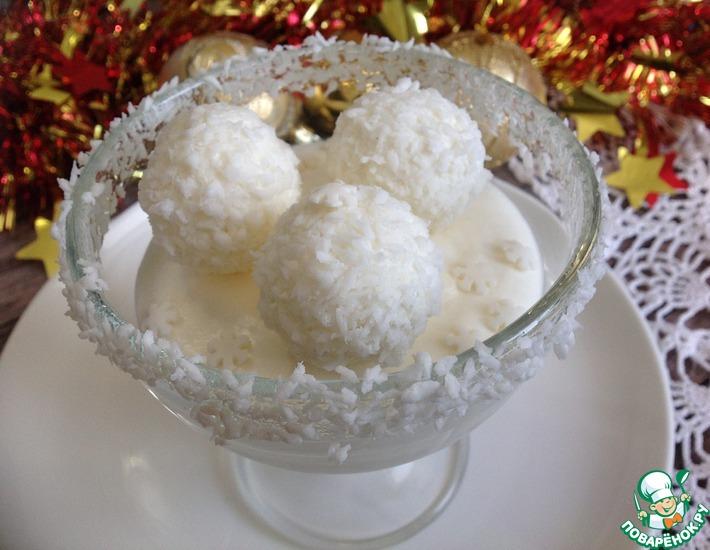 Рецепт: Белоснежный десерт «Снежок»