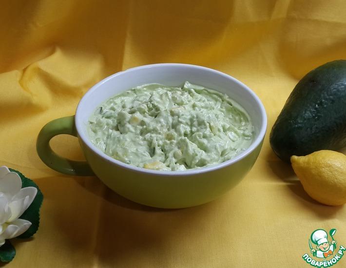 Рецепт: Мамин салат из авокадо