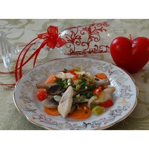 Корейский салат с курицей и грибами
