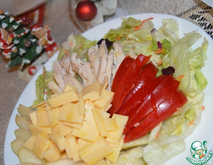 Рецепт: Салат с грушей, сыром и курицей