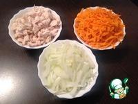 Салат с курицей, овощами и блинчиками ингредиенты