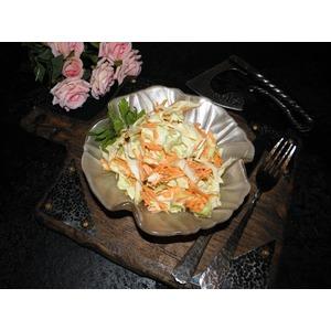 Салат из капусты с морковью Коулслоу