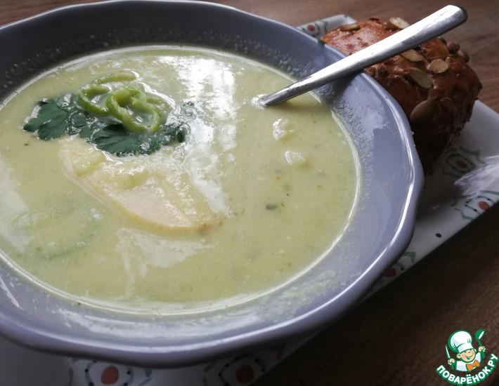 Рецепт: Пикантный крем-суп из цветной капусты