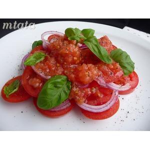 Салат из помидоров в помидорном соусе