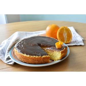 Апельсиновый пирог с шоколадной глазурью