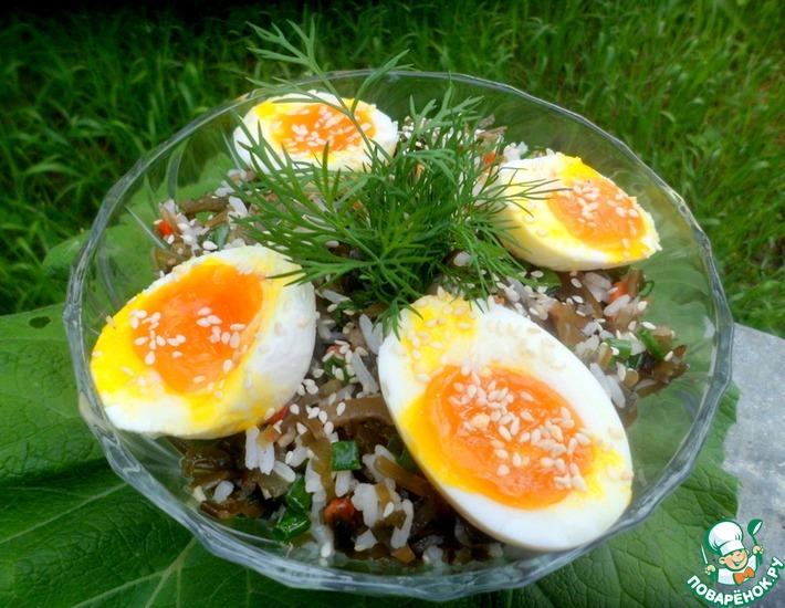 Рецепт: Салат с рисом и морской капустой