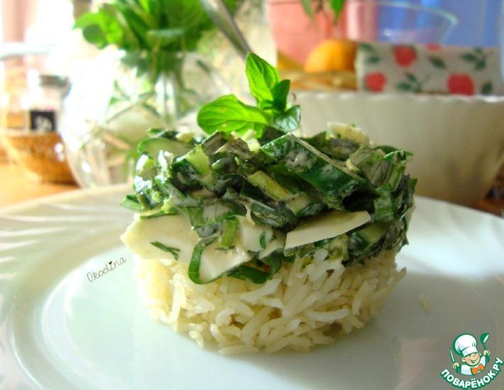 Рецепт: Салат с рисом Дачная зелень