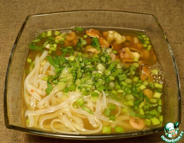 Рецепт: Вьетнамский суп Фо хай сан