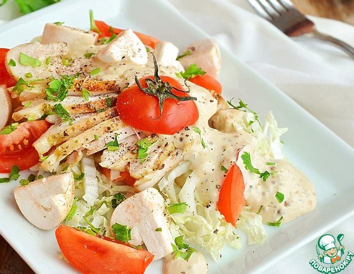 Рецепт: Хрустящий салат с курицей и шампиньонами
