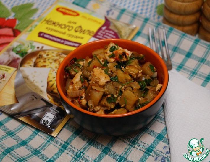Рецепт: Теплый куриный салат с баклажанами
