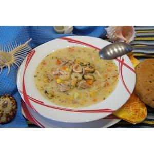 Тихоокеанский суп с морепродуктами и тунцом
