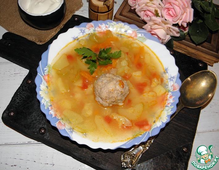 Рецепт: Суп с кабачками и фрикадельками