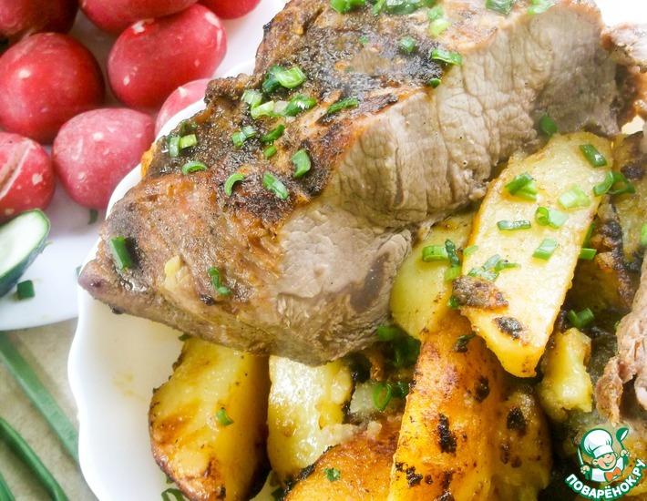 Рецепт: Свинина с картофелем на сковороде
