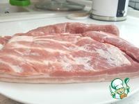 Подваренная свиная вырезка и грудинка ингредиенты