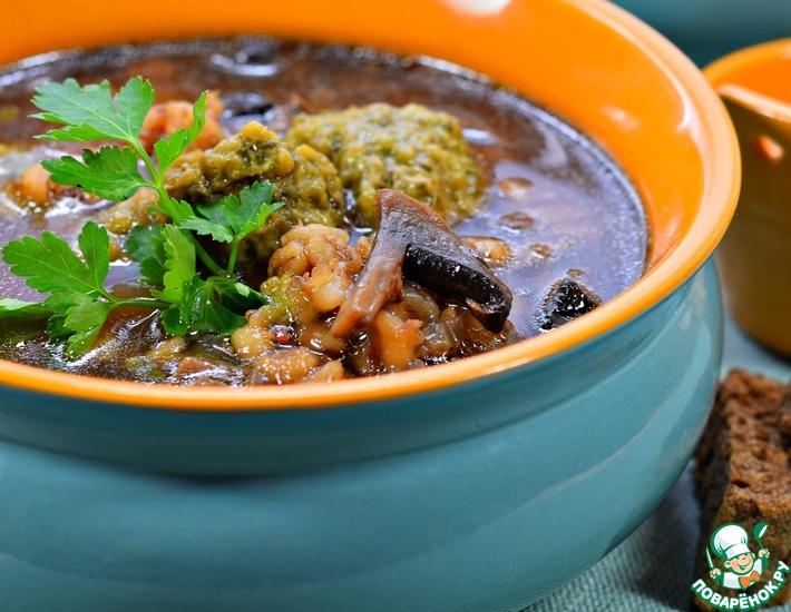 Рецепт: Суп грибной с зелеными клецками