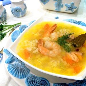 Рыбный суп с рисом и креветками