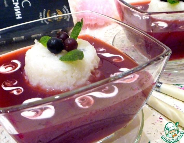 Рецепт: Десертный ягодный суп с рисом