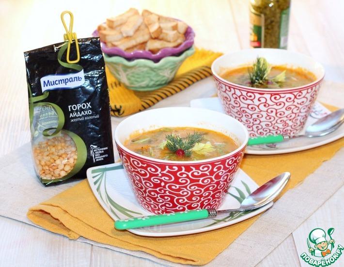 Рецепт: Гороховый суп с соусом песто