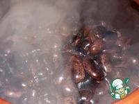 Гигантская черная фасоль со свиными колбасками ингредиенты