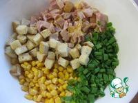 Салат с курицей, кукурузой и сухариками ингредиенты
